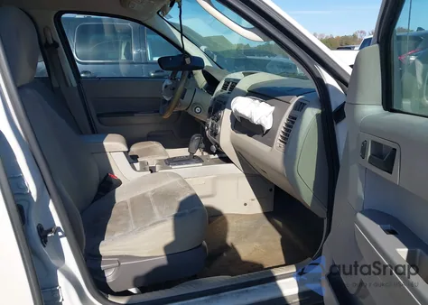 2012 Ford Escape Xlt from USA, damaged, VIN 1FMCU9DG3CKB80527